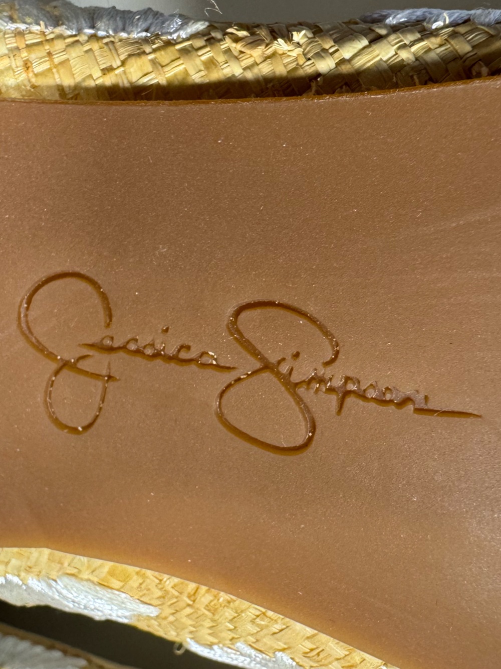 Jessica Simpson Cassini Daisy Embroidered Raffia Pointed Toe Heels NWOT 9.5 - Picture 2 of 5